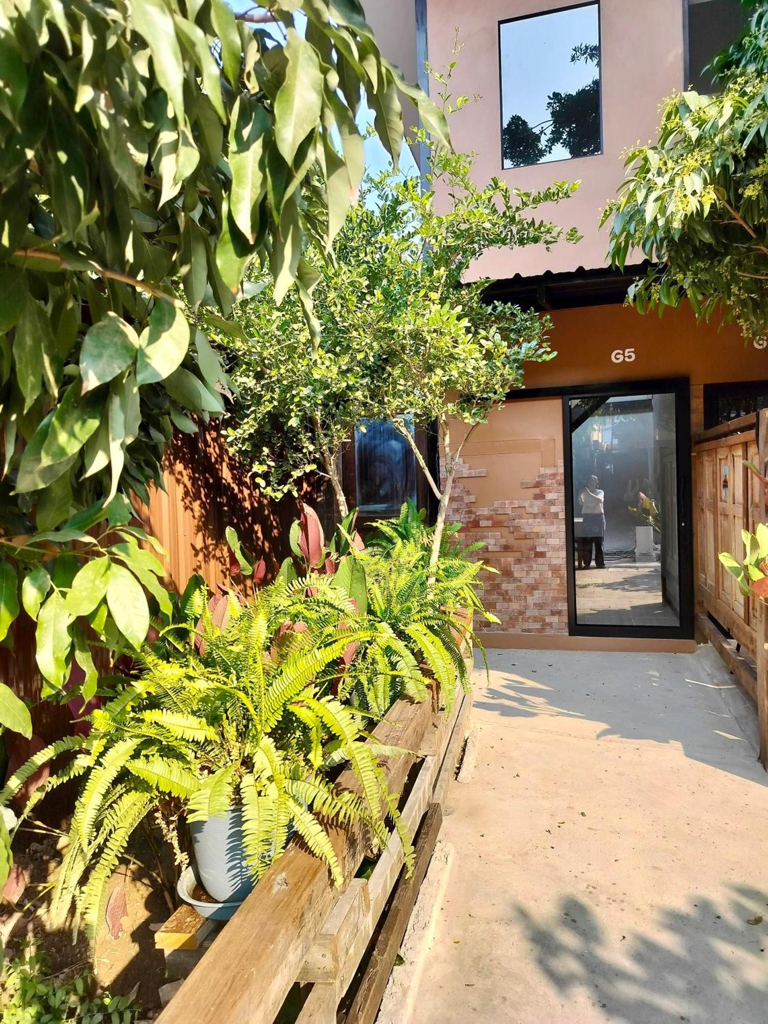 Oldy De Garden Aparthotel Chiang Mai Ngoại thất bức ảnh